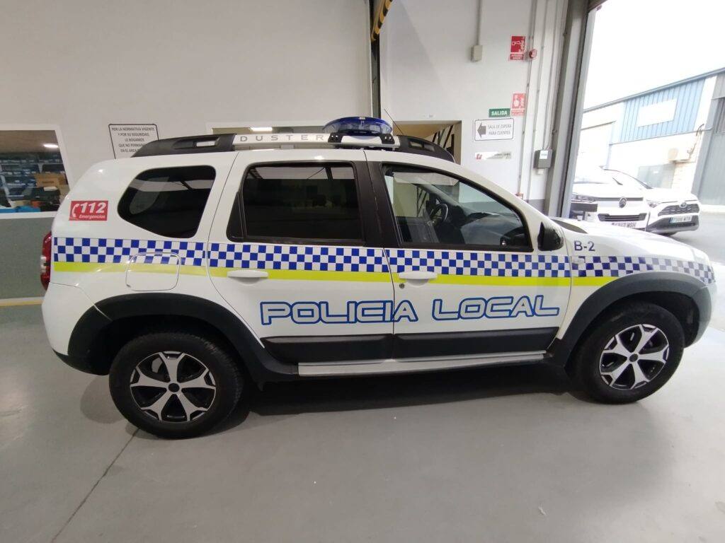 alquiler de vehículo patrullero