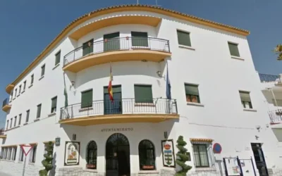 Villanueva del Trabuco renueva su flota con dos nuevas motocicletas de Policía Local transformadas por JUMA Aplicaciones